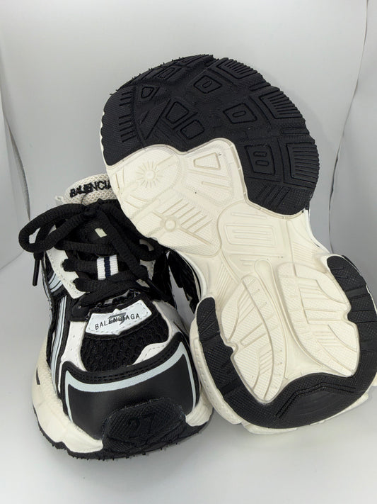 Balenciaga Runner two-tone sneakers