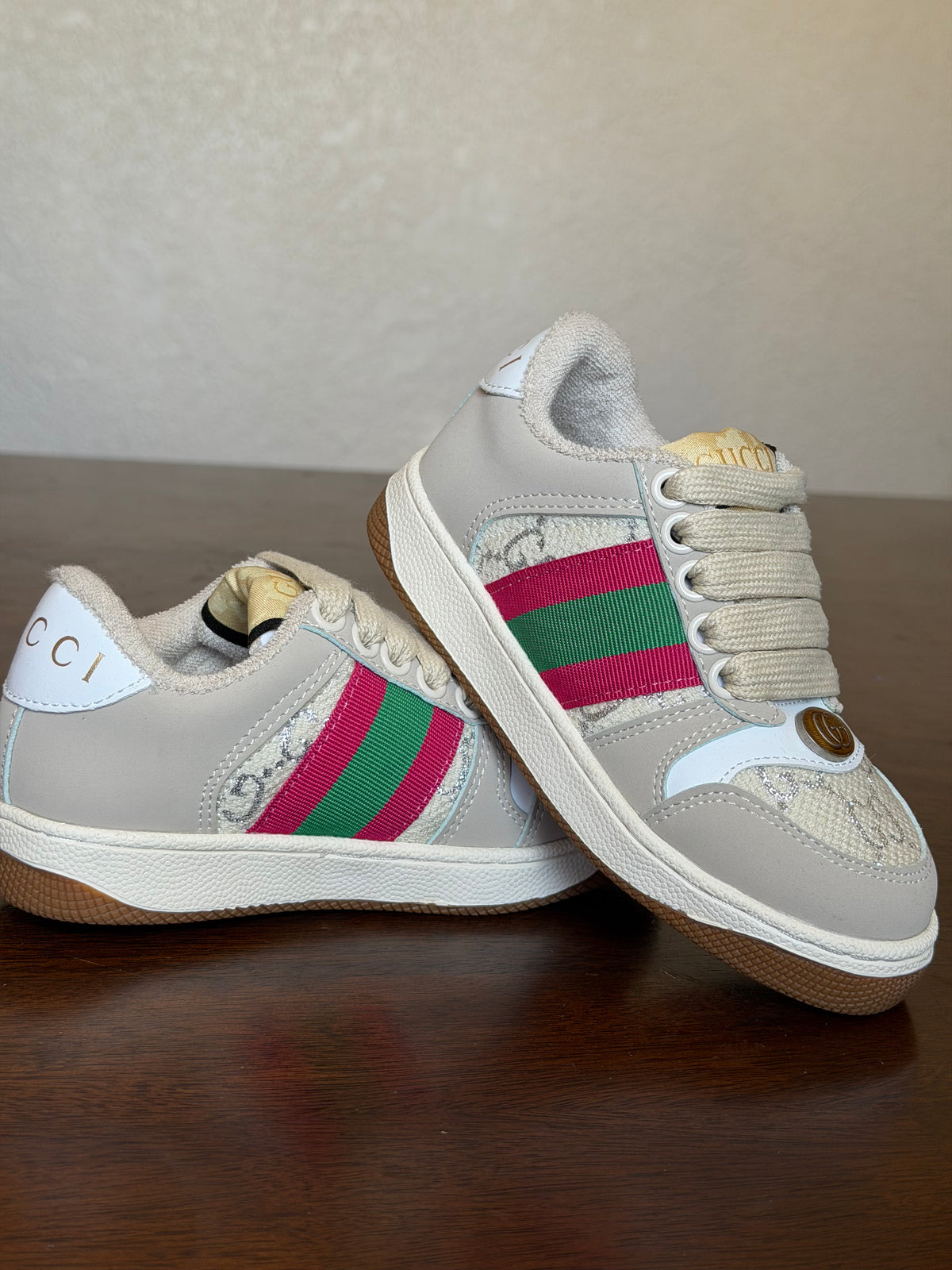 Gucci crystal Screener