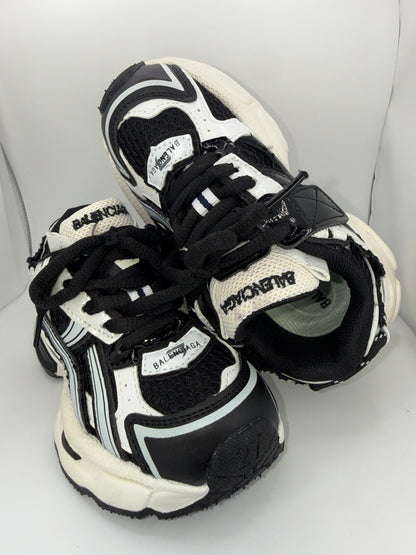 Balenciaga Runner two-tone sneakers